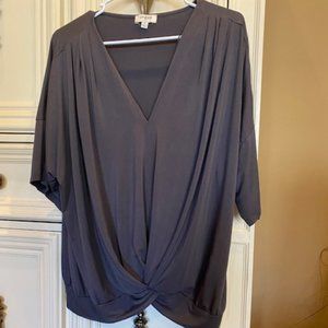 Umgee Short Sleeve V-Neck with Gathered Waist - Size M